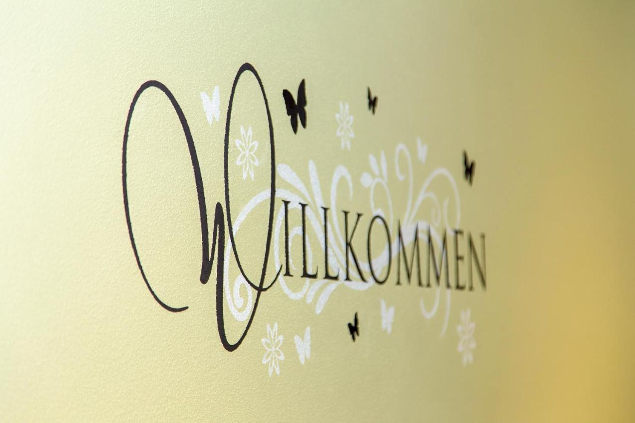Ferienwohnungen Alpenflair - barrierefrei urlauben Oberammergau Exterior foto